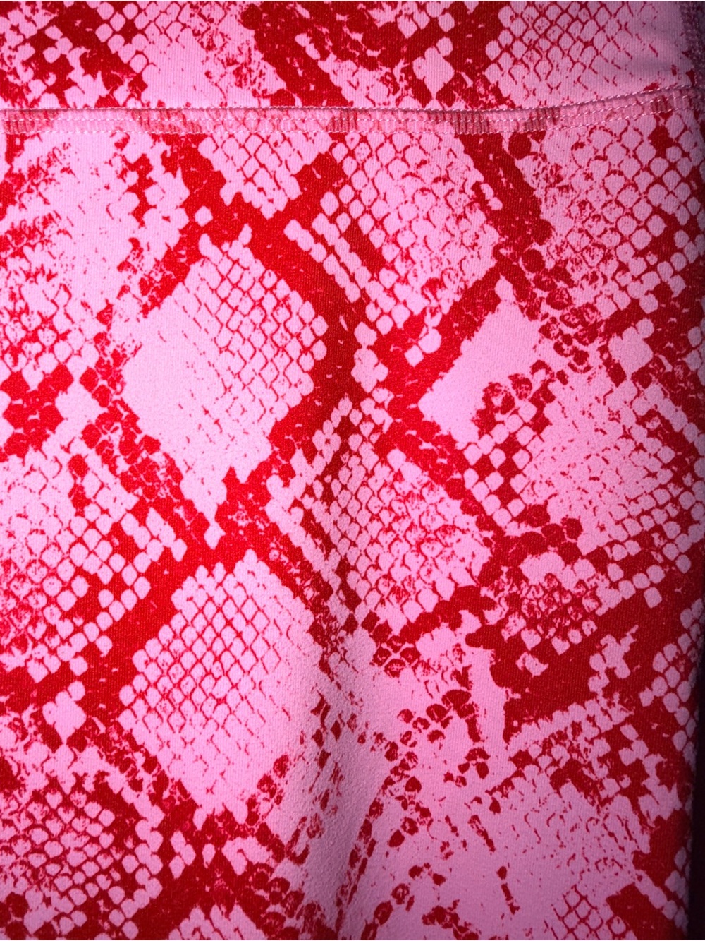 Fabletics Women’s Pink and Red Snake-Print High-Waist Leggings, Size L - Picture 6 of 8